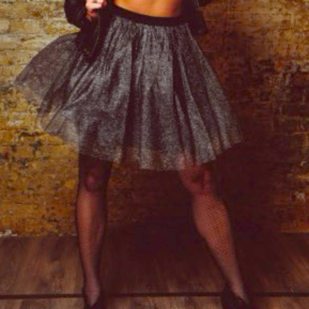 *holiday* tulle skirt